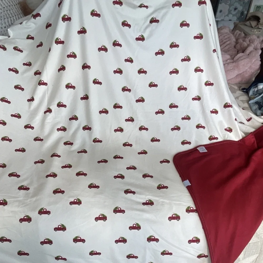Wear Love Wash Repeat Throw Blanket Christmas Red/White Reversible 50x60